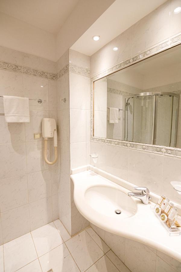 Palaiologos Luxury City Hotel 帕特雷 外观 照片