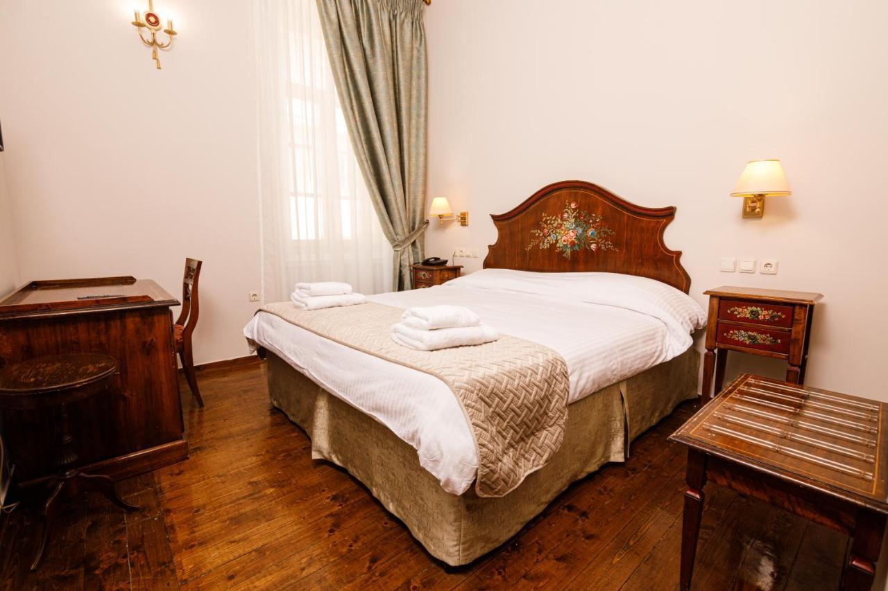 Palaiologos Luxury City Hotel 帕特雷 外观 照片