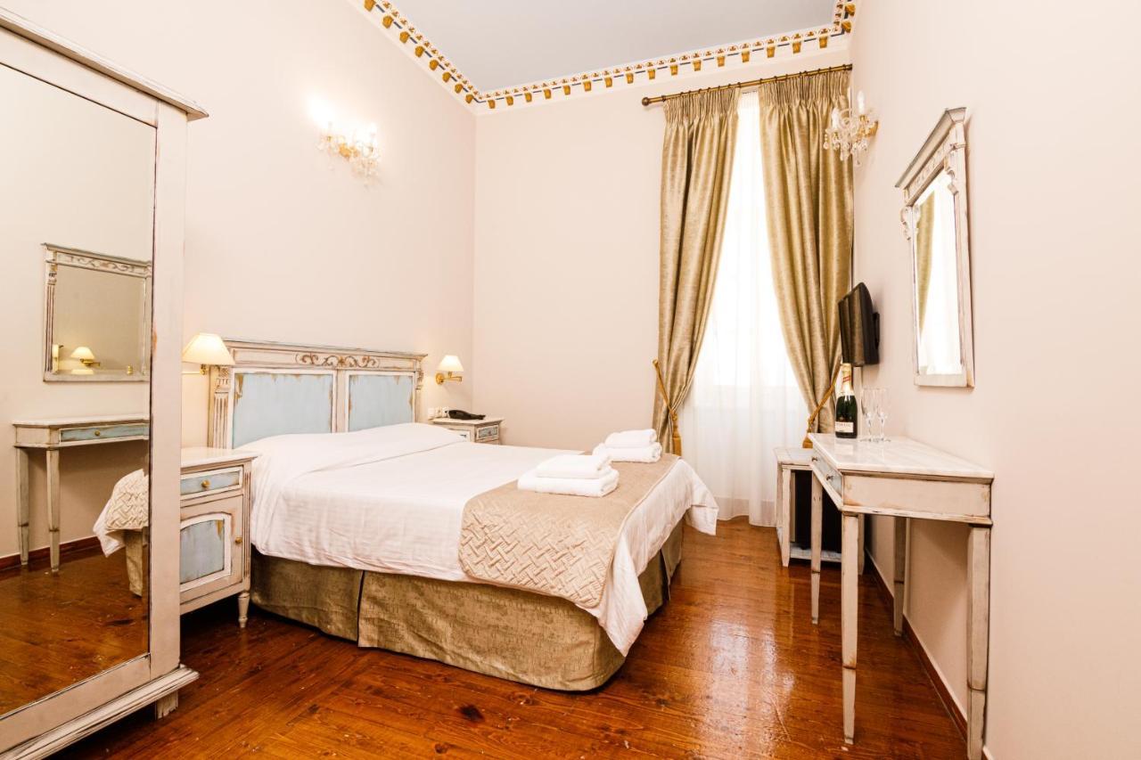 Palaiologos Luxury City Hotel 帕特雷 外观 照片